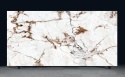 Spiek kwarcowy FLORIM Stone Marble Capraia 12 mm – cała płyta o jasnym tle i miedziano-brązowym użyleniu