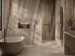Łazienka z FLORIM Stone Marble Sequoia Matte Silk na ścianach, beżowy spiek z naturalnym kierunkowym wzorem.