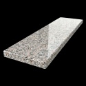 Parapet granitowy Rosa Beta FALCO 3 cm poler na packshocie produktu