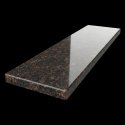 Parapet granitowy Tan Brown FALCO 2 i 3 cm z polerowaną ciemną powierzchnią i brązowym ziarnem
