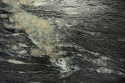 Cosmic Black szczotkowany – ciemny granit z dynamicznym szaro-białym rysunkiem i naturalną strukturą.
