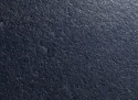 Nero Angola Brushed 20 i 30 mm – ciemny granit o grafitowo-czarnej kolorystyce i delikatnej szczotkowanej strukturze.
