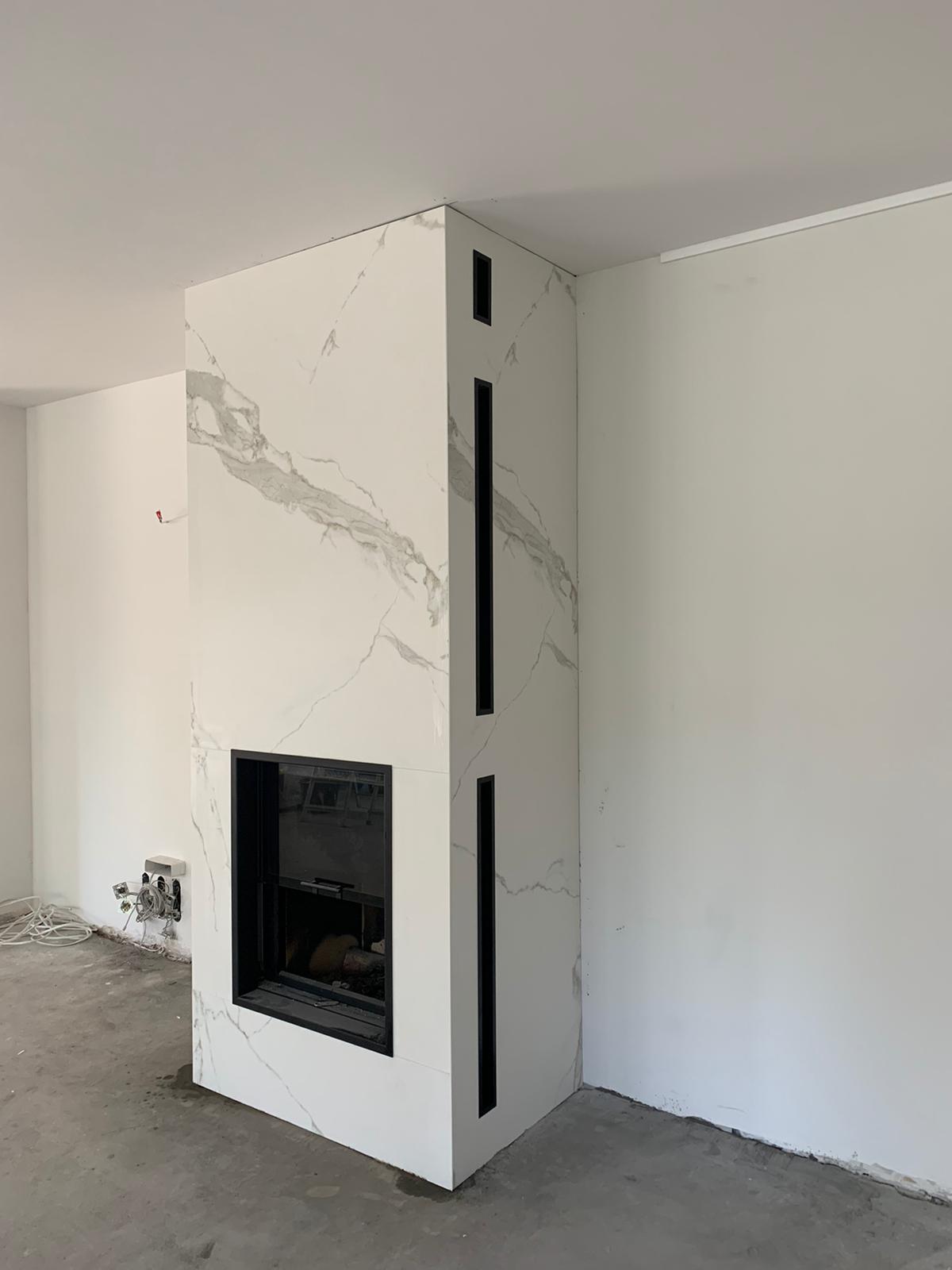 Kominek i Nie Tyko - Spieki Kwarcowe na Fali Elegancji - Unikalny kominek. Neolith Estatuario